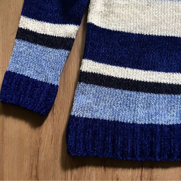 Perfect Vintage Chenille Blue Striped Sweater // soft long sleeve knit - Picture 2 of 6